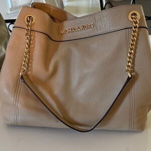 Michael Kors Tan Leather Shoulder Bag with Gold Chain
